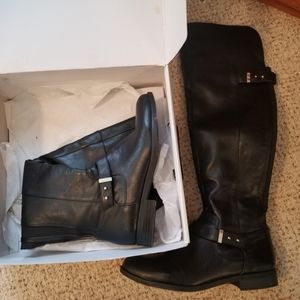 Bar III BLACK LEATHER BOOTS